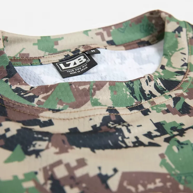 Imagem de T-shirt Camo LZB