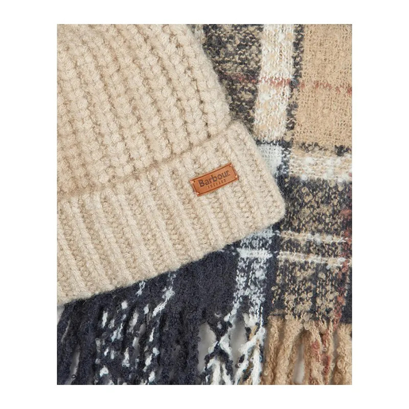 Imagem de Conjunto Barbour Gorro+Chachecol